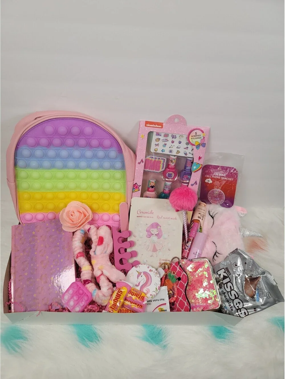 GIRLS Gift Box Personalized Relaxation and Self‑care kit.